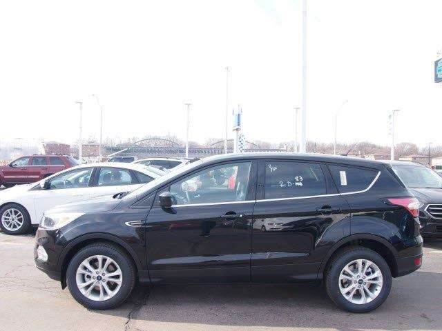 2017 Ford Escape SE 4dr SUV